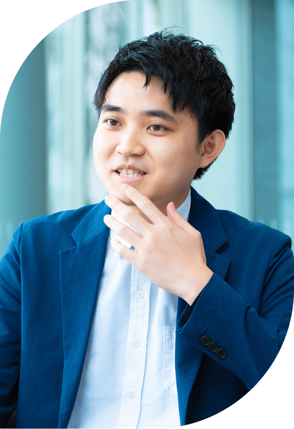 広告宣伝　R・T　2019年入社